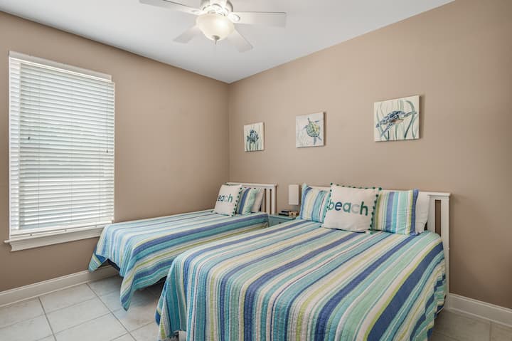5Tides at Topsail Guest Bedroom
