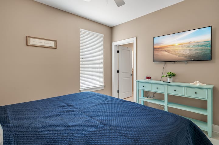 5Tides at Topsail Master Bedroom